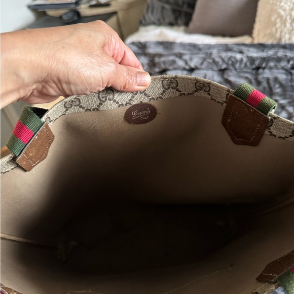 Gucci Beige Monogram Tote with Brown Leather Pocket - Picture 8 of 8